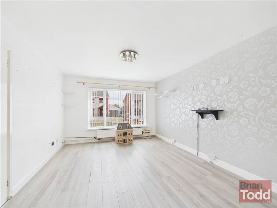 12 Greenland Crescent