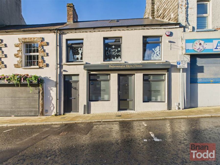 5 Upper Cross Street, Larne, BT40 1SZ