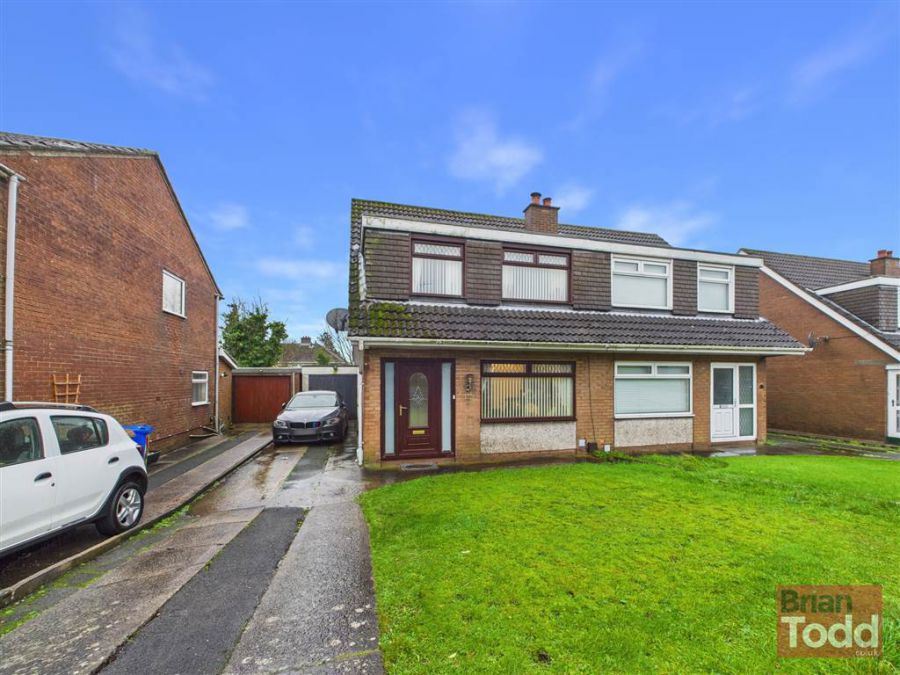 73 Argyll View, Larne, BT40 2JS