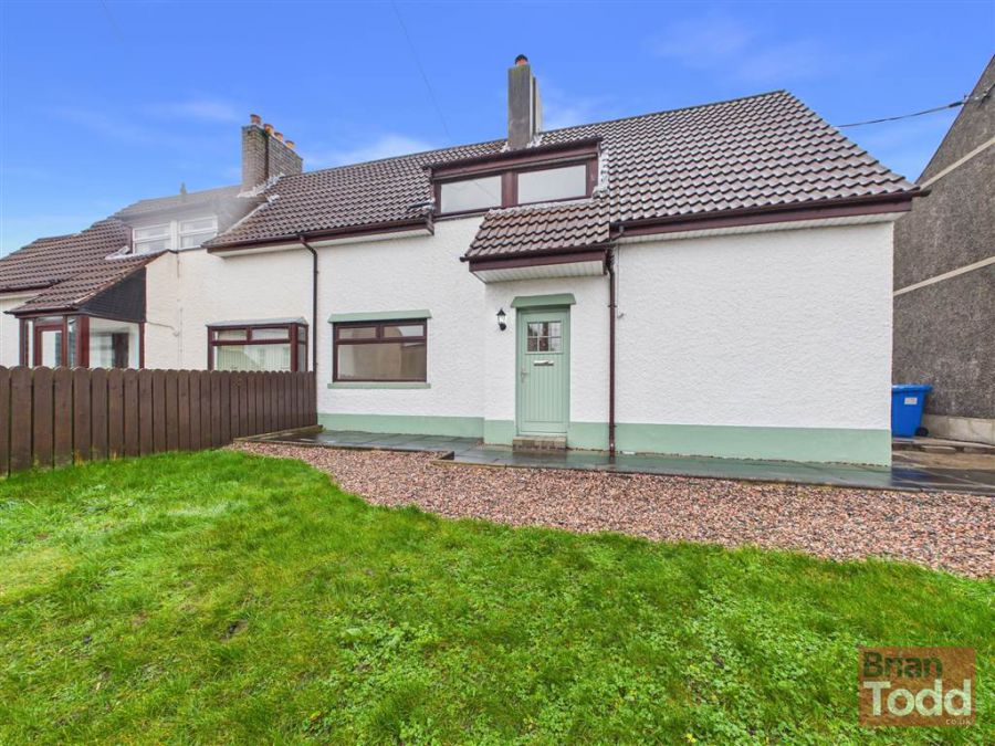 30 Portland Road, Larne, BT40 1DH