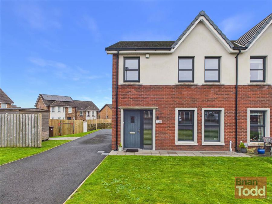 40 Blackthorn Rise