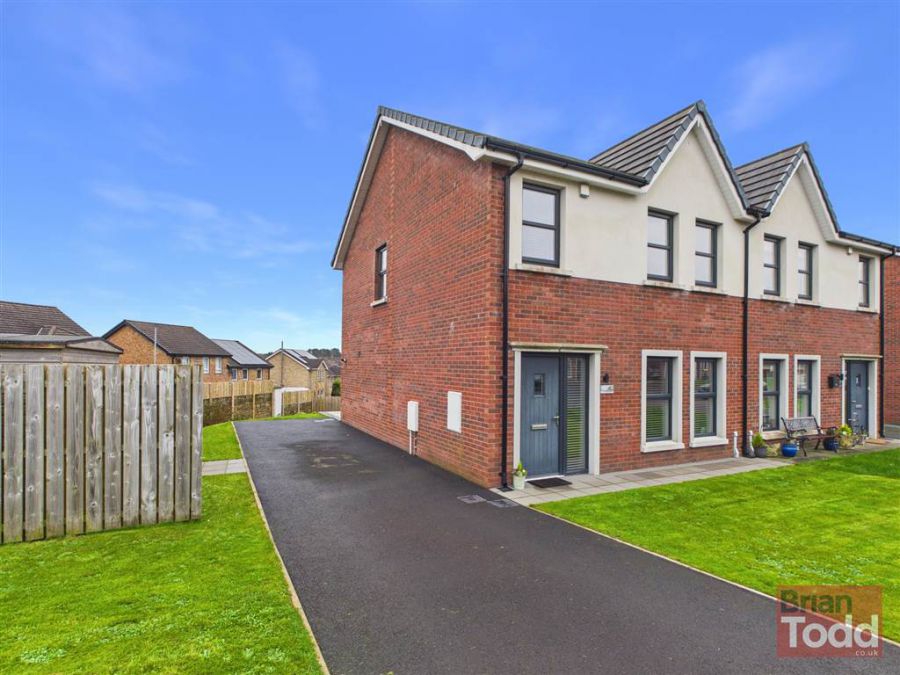 40 Blackthorn Rise