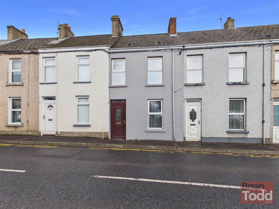 38 Circular Road, Larne, BT40 1HW