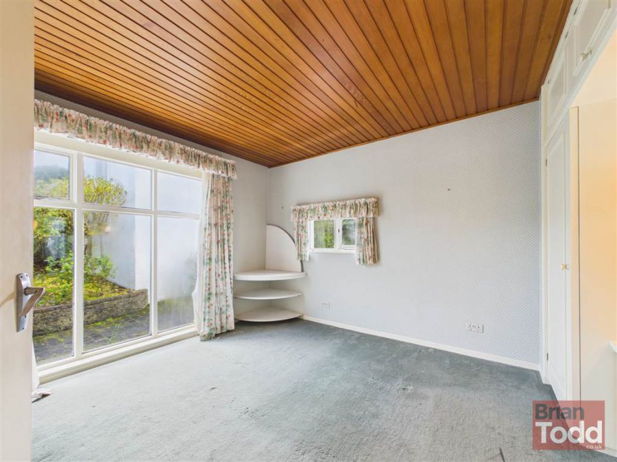 Lauriston, 8 Whin Road