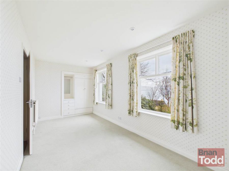 Lauriston, 8 Whin Road