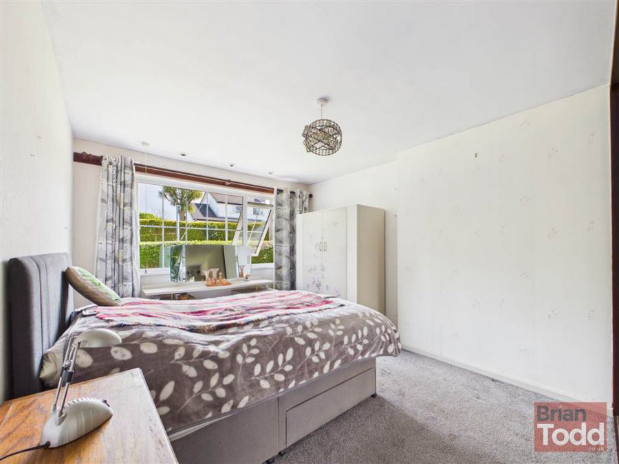 7 Ballycraigy Road