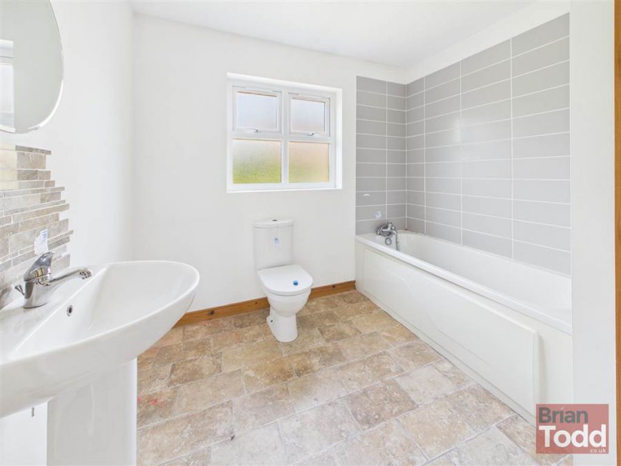 33 Blackthorn Rise