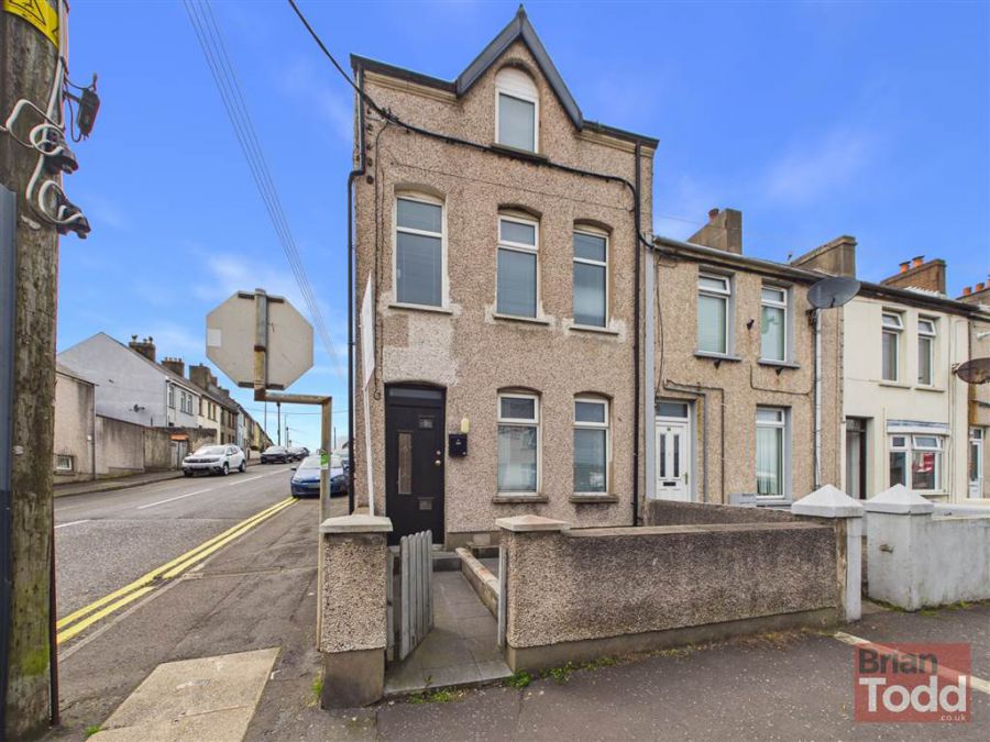 32 Old Glenarm Road