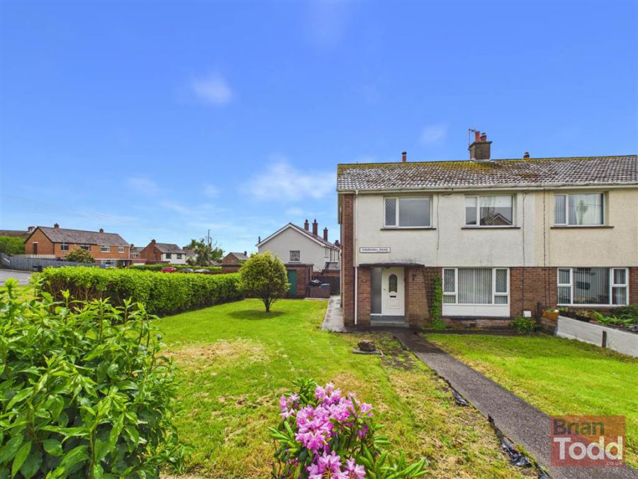 2 Churchill Road, Larne, BT40 2EN