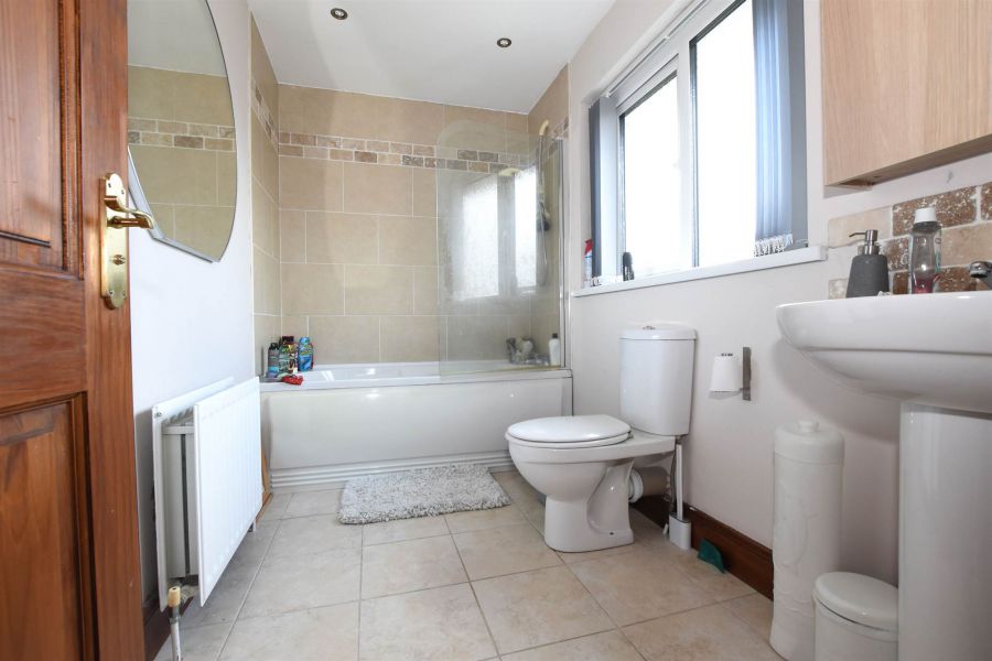3 Demesne Avenue