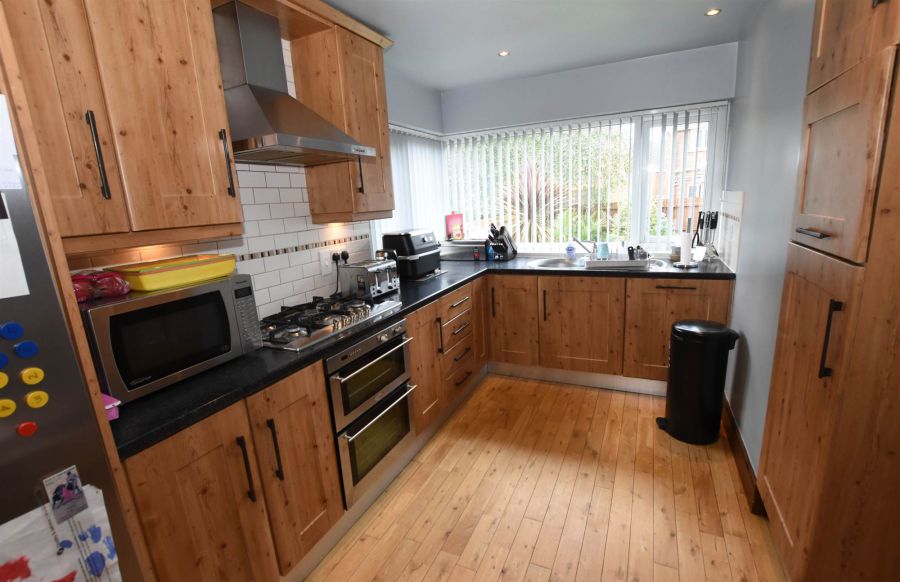 3 Demesne Avenue