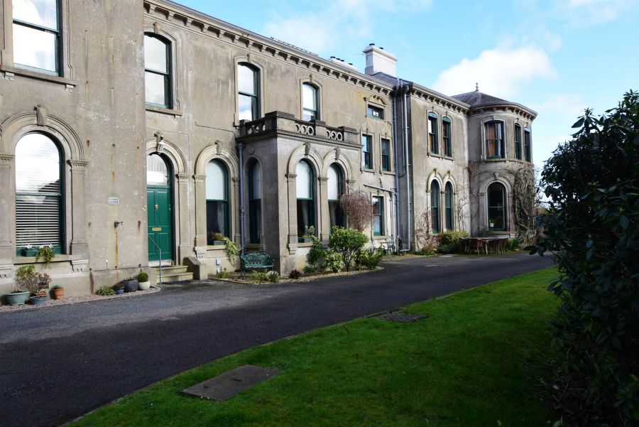 "TITANIC SUITE", 3 Ardara House
