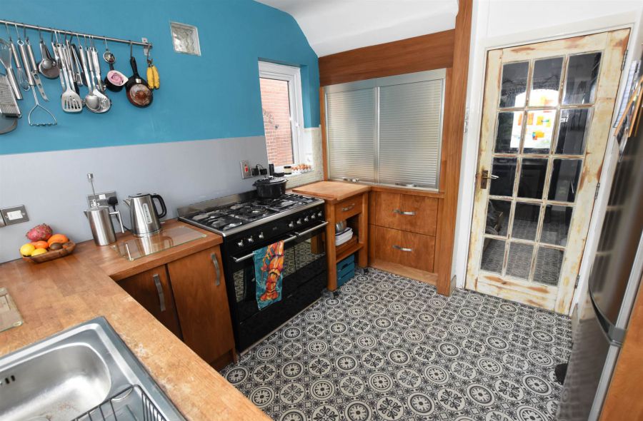 12 Edith Helen Road