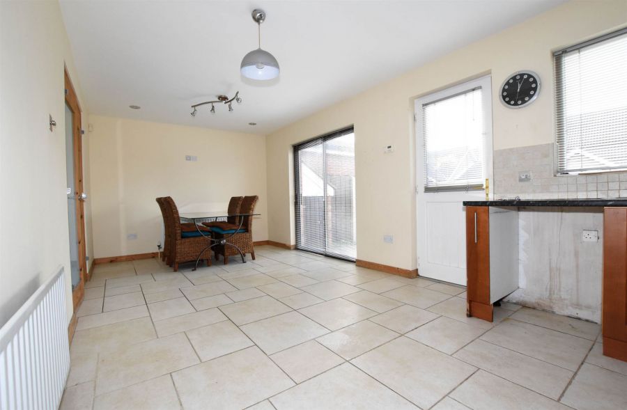 11 Cairndore Crescent