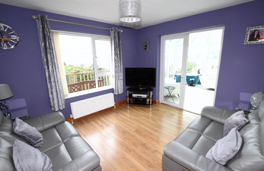 3 Turnstone View