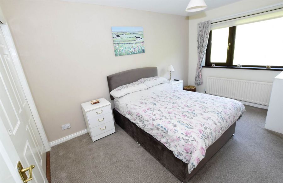 14 Abbey Close
