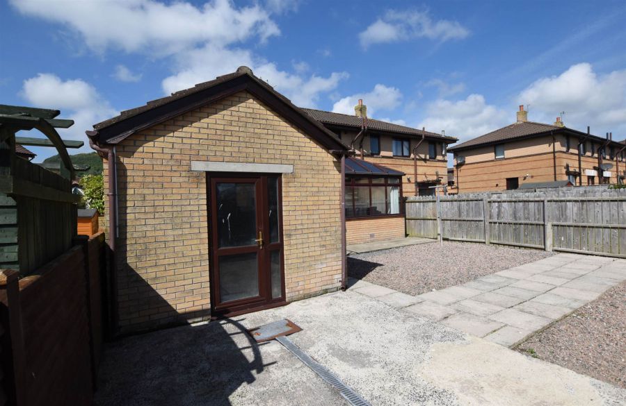 19 Cambourne Mews