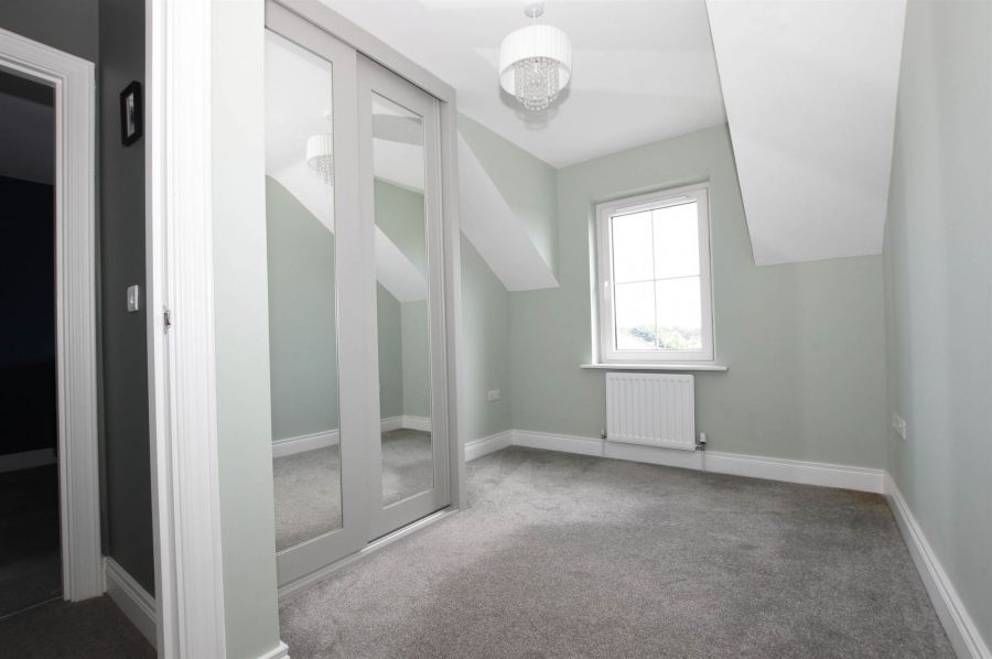 16 Blackwood Crescent