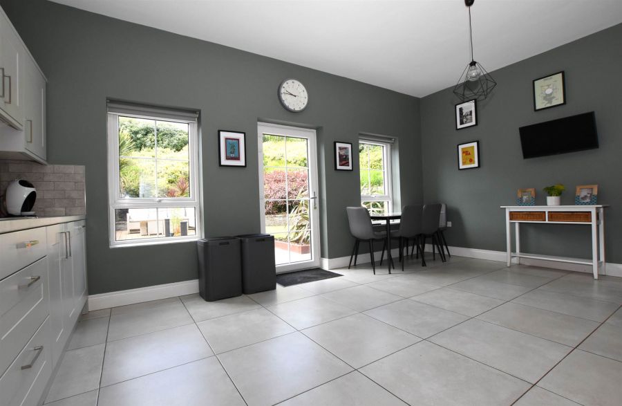 16 Blackwood Crescent