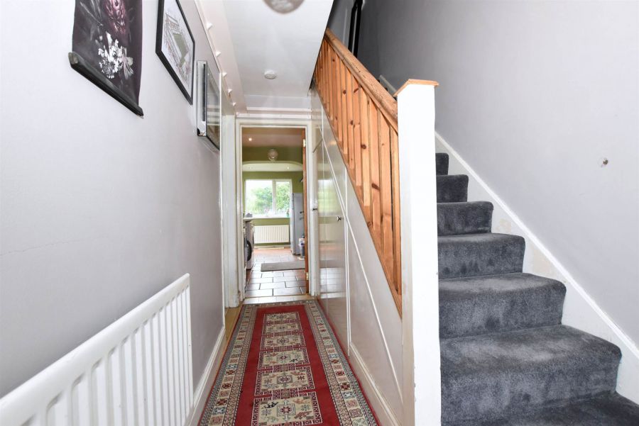 18 Donard Avenue