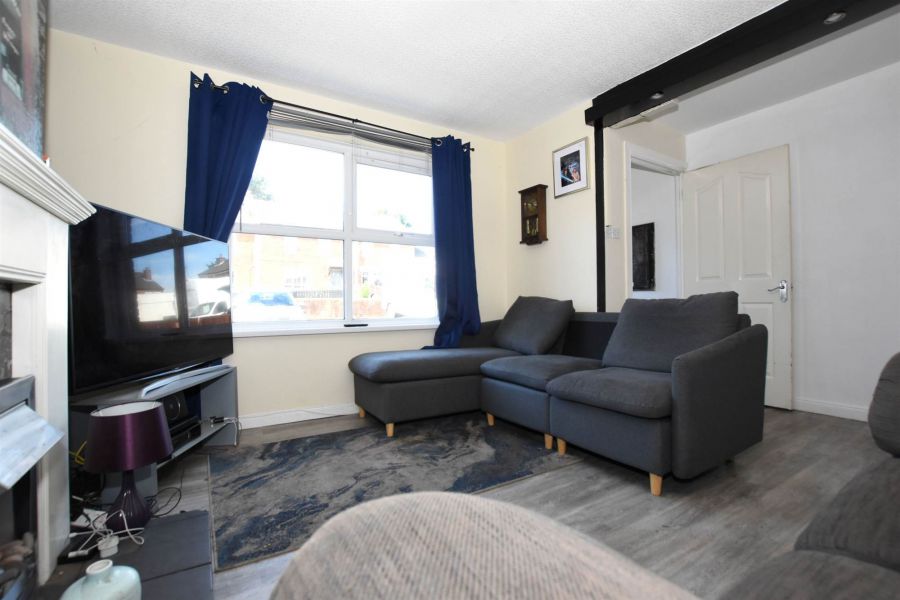 2 Abbot Close