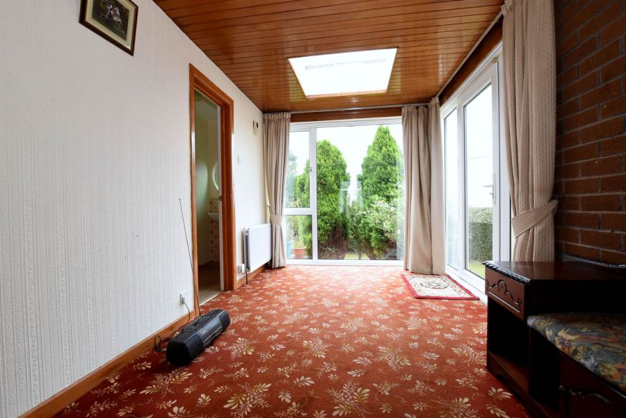1 Tullynagardy Road