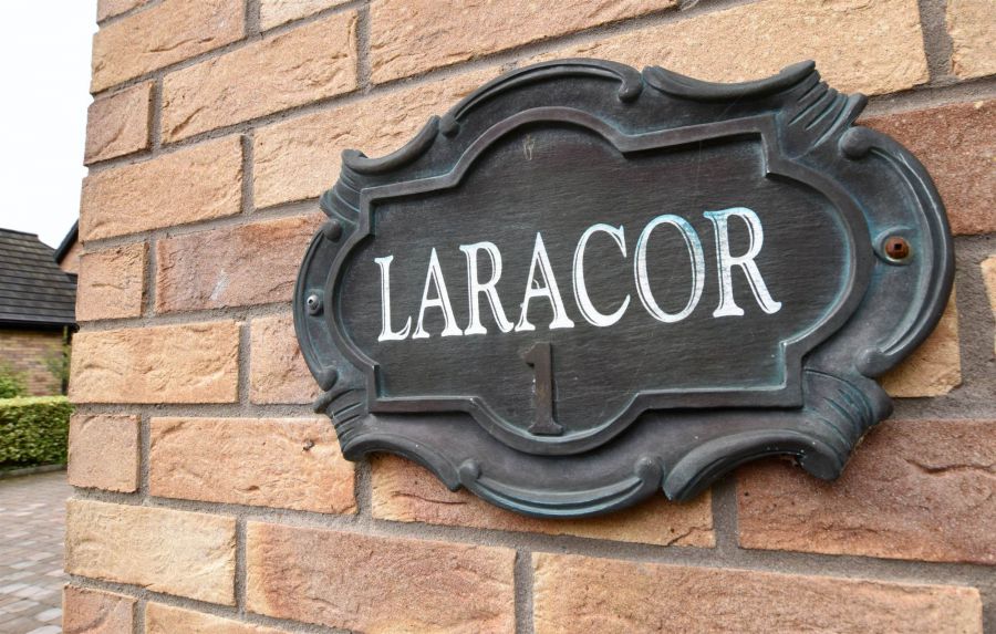 1 Lakeview Manor