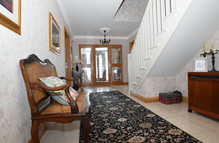 1 Lakeview Manor