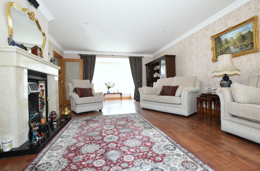 1 Lakeview Manor
