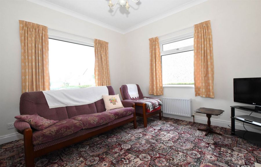 47 Scrabo Road