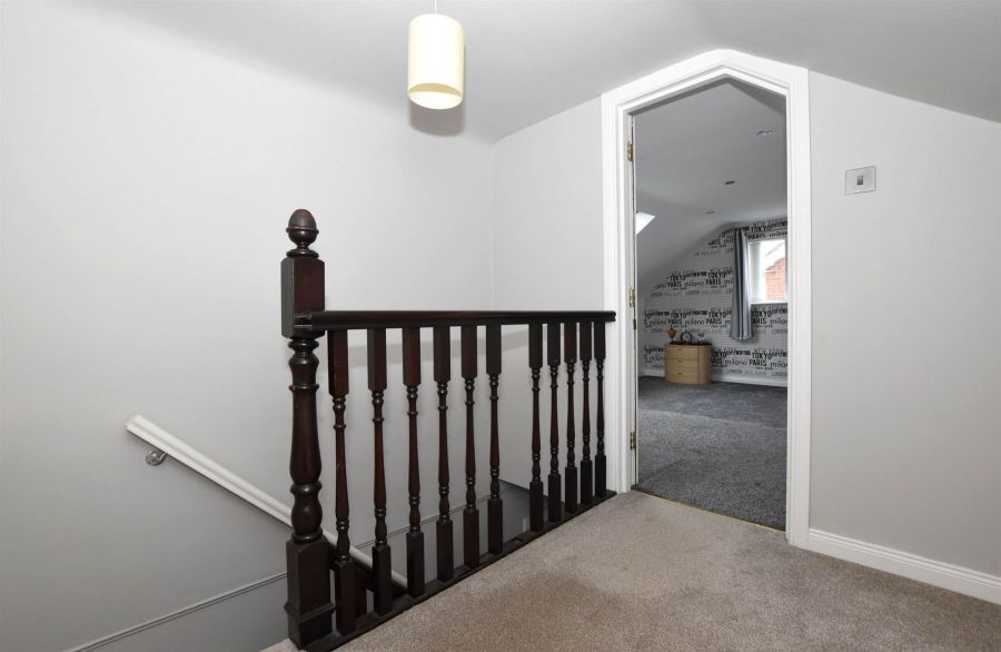 11 Hawthorn Hill