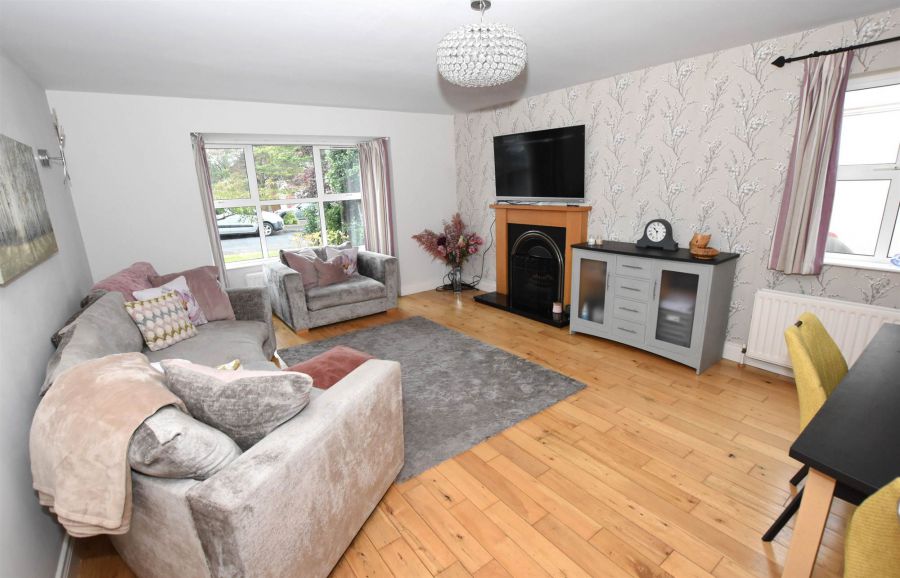 11 Hawthorn Hill