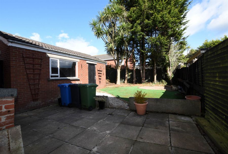 17 Ashbury Grove