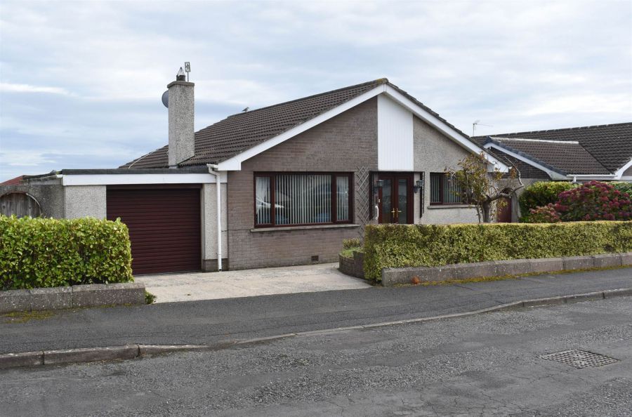 2 Ashcroft Park