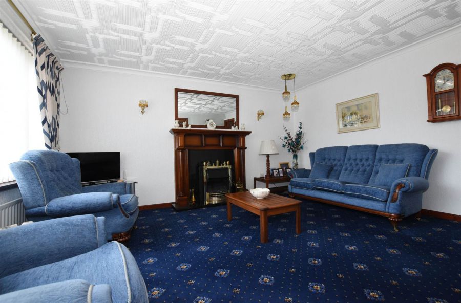 2 Ashcroft Park
