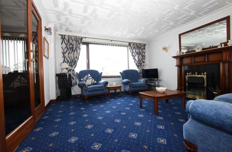 2 Ashcroft Park