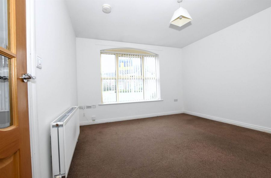 34 Millers Park Avenue