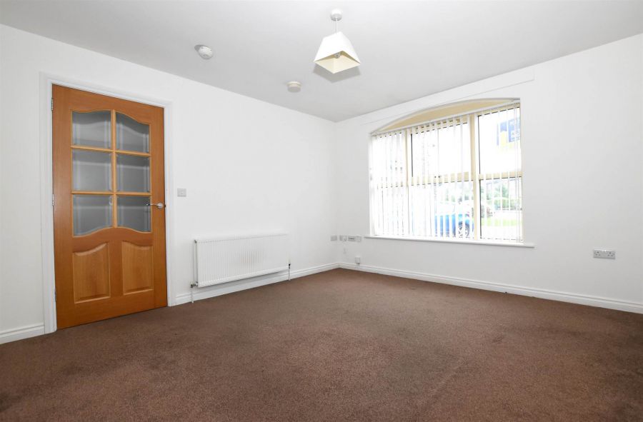34 Millers Park Avenue