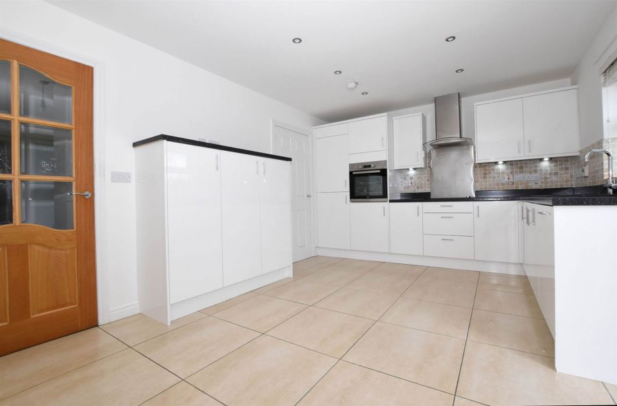 34 Millers Park Avenue