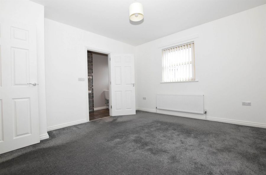 34 Millers Park Avenue
