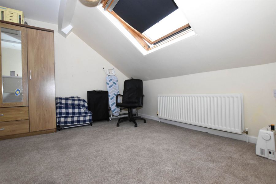 6 Crawfordsburn Road