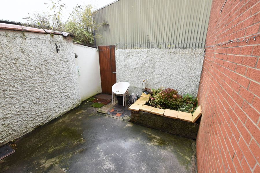 6 Crawfordsburn Road