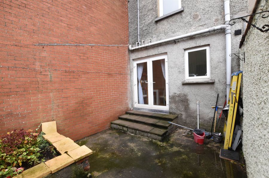 6 Crawfordsburn Road