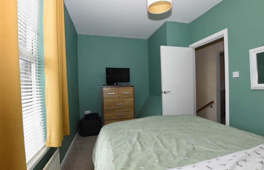 6 Crawfordsburn Road