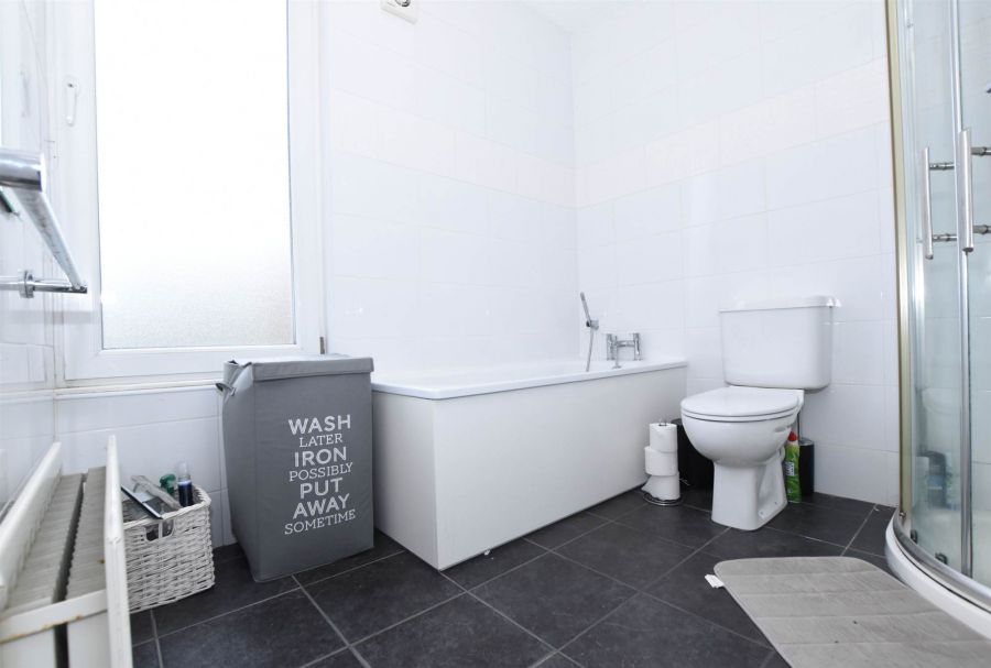 6 Crawfordsburn Road