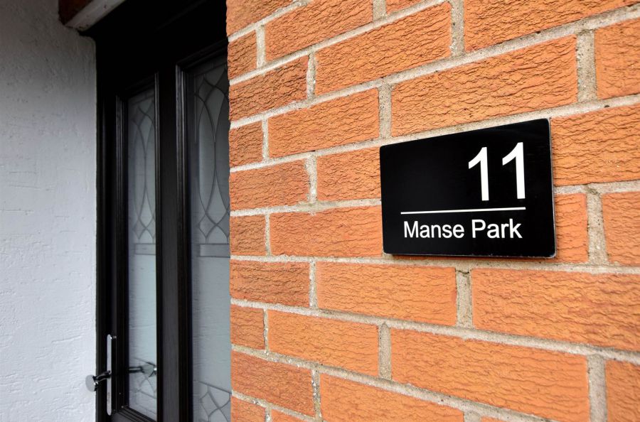 11 Manse Park