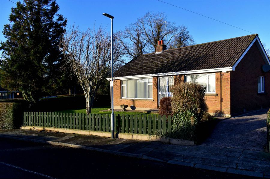 29 Valencia Way North