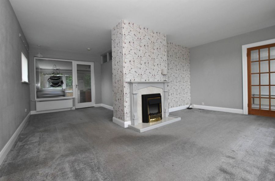 29 Valencia Way North