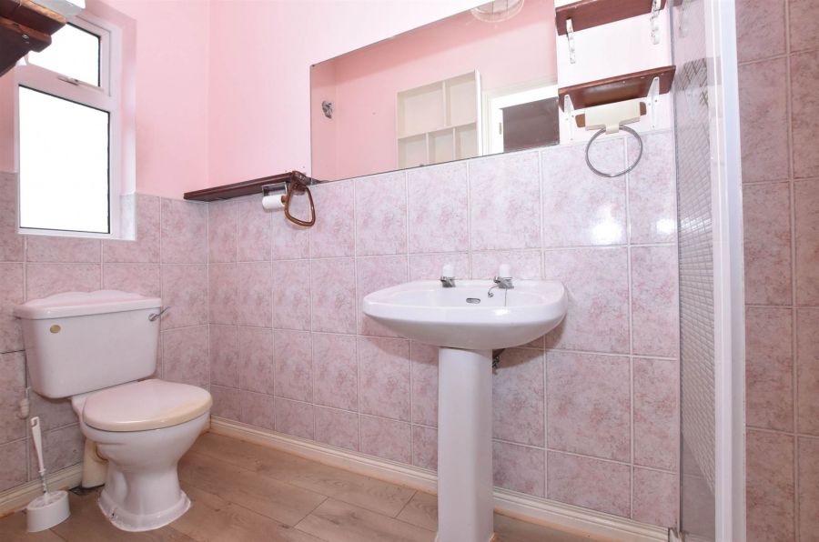 BAYTREE COTTAGE, 29 Dunleath Drive