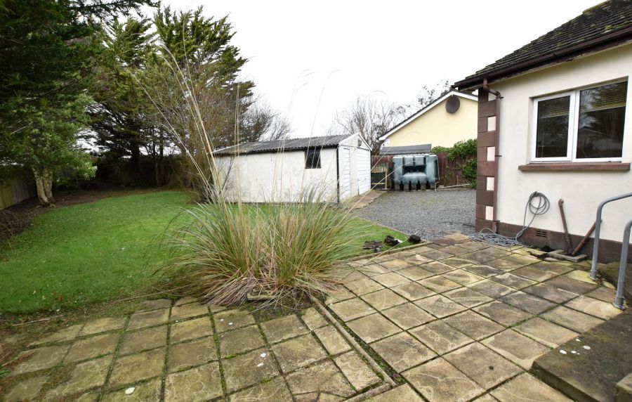 BAYTREE COTTAGE, 29 Dunleath Drive